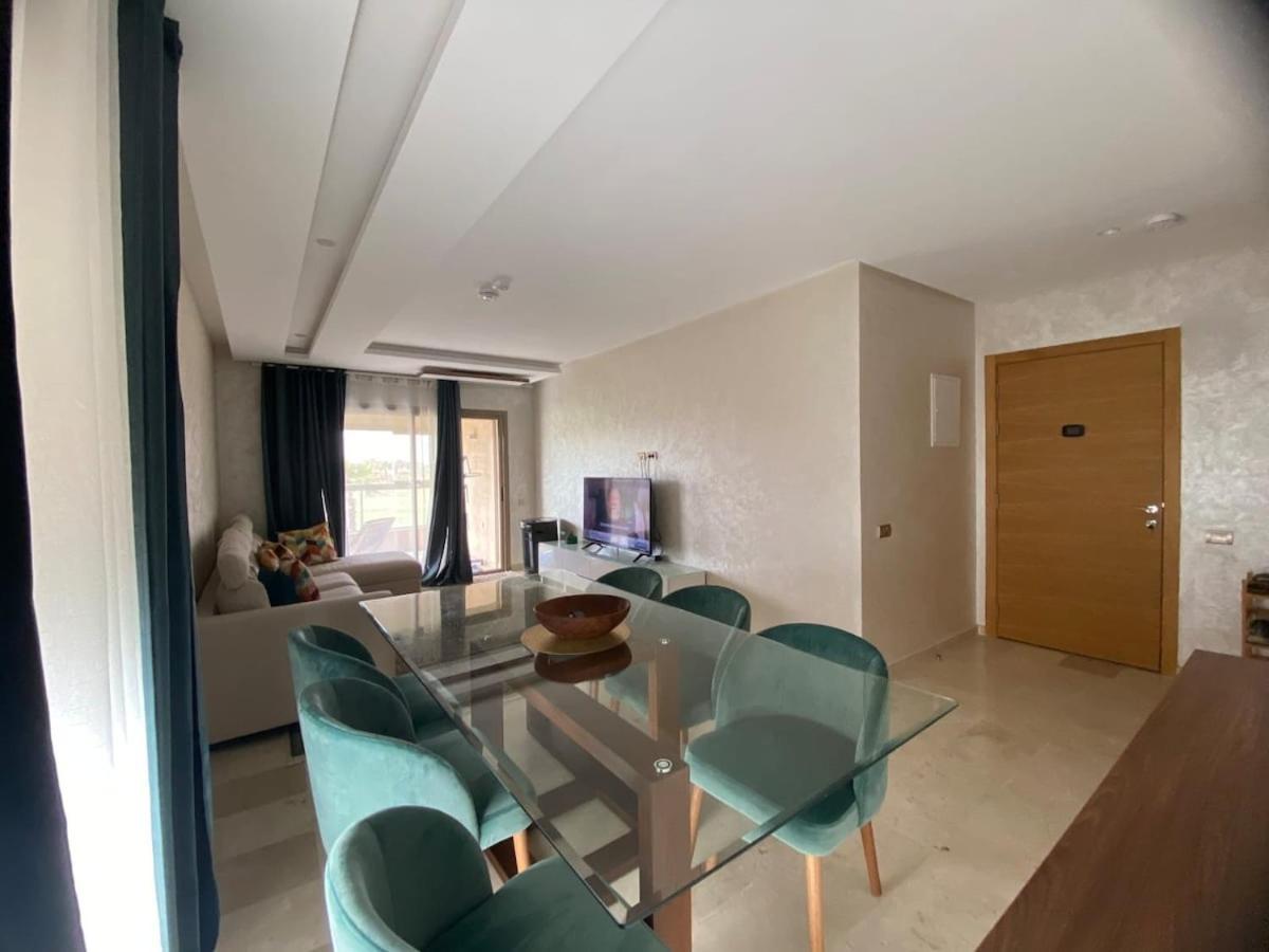 Breathtaking Views Of Golf Appartement